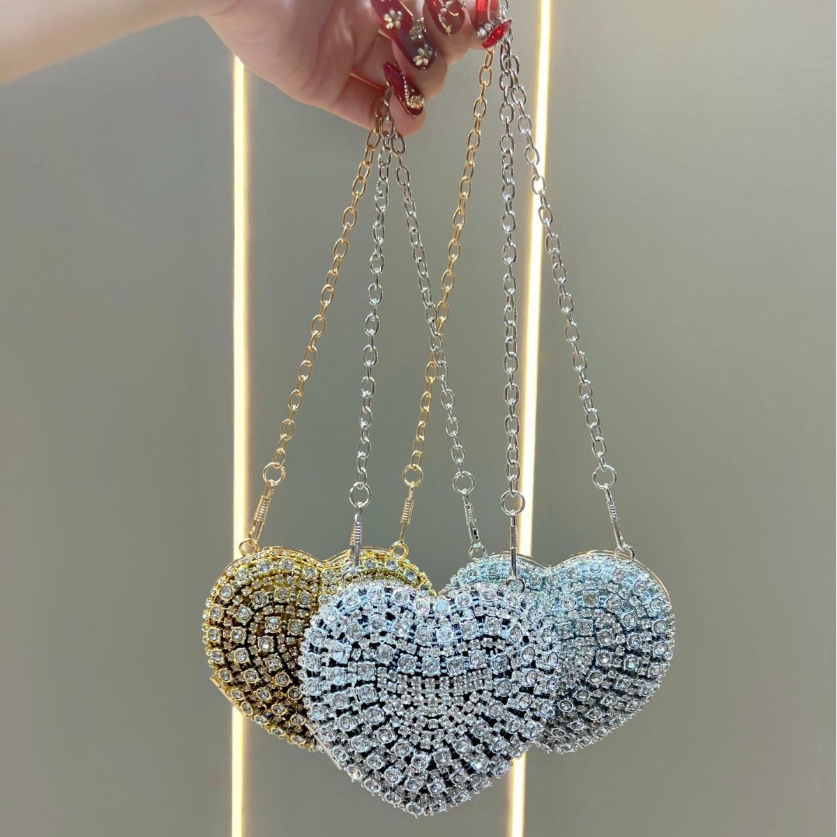 Mini Purse Chain - Luxury Rhinestone Crystal Clutch Purse Heart