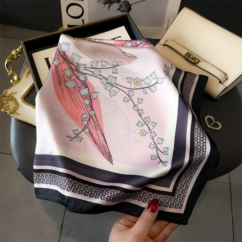 2025 New Fashion 70X70cm Print - Women Bags Trend 2025 ulasan dan harga